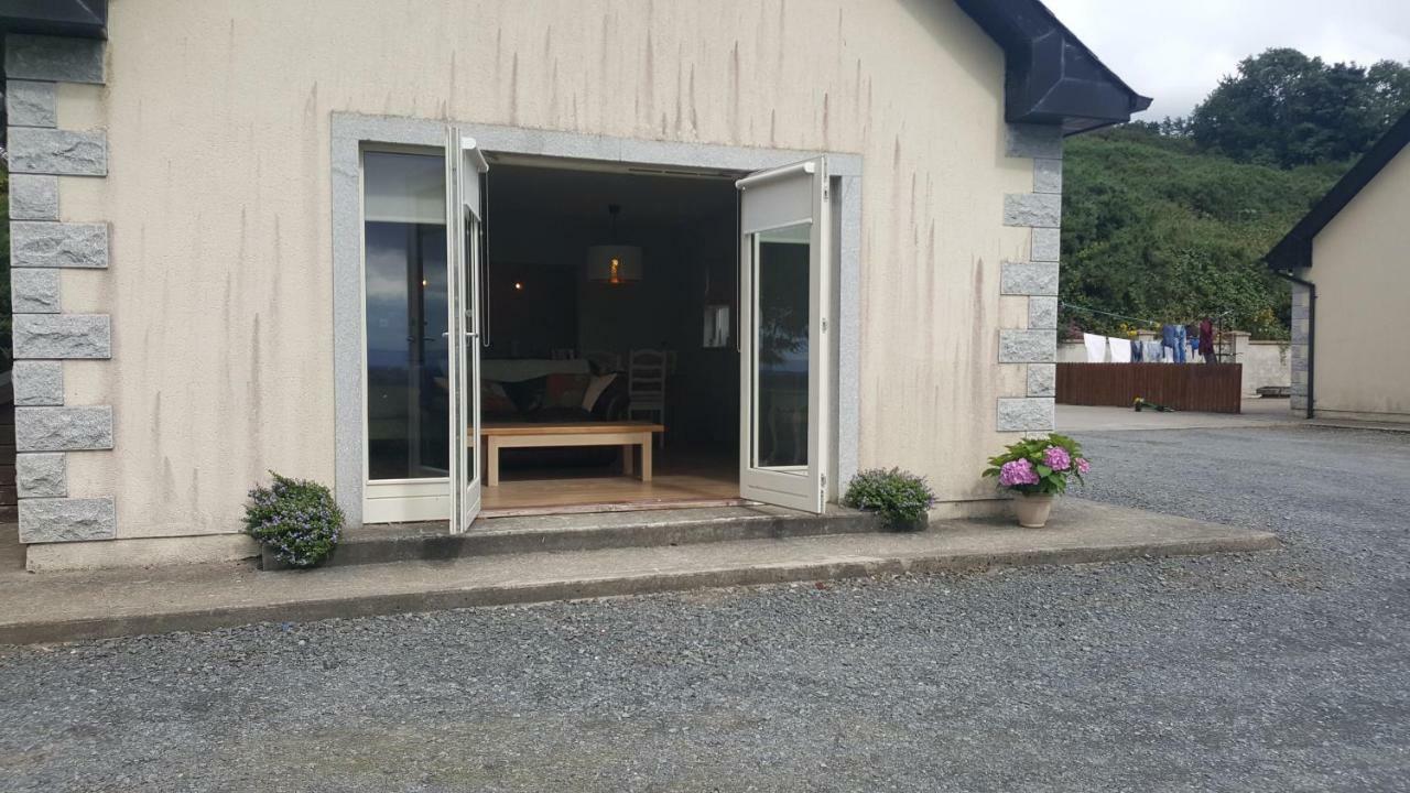 Ballinacarrick Apartment Ballynacarrick Upper Bagian luar foto